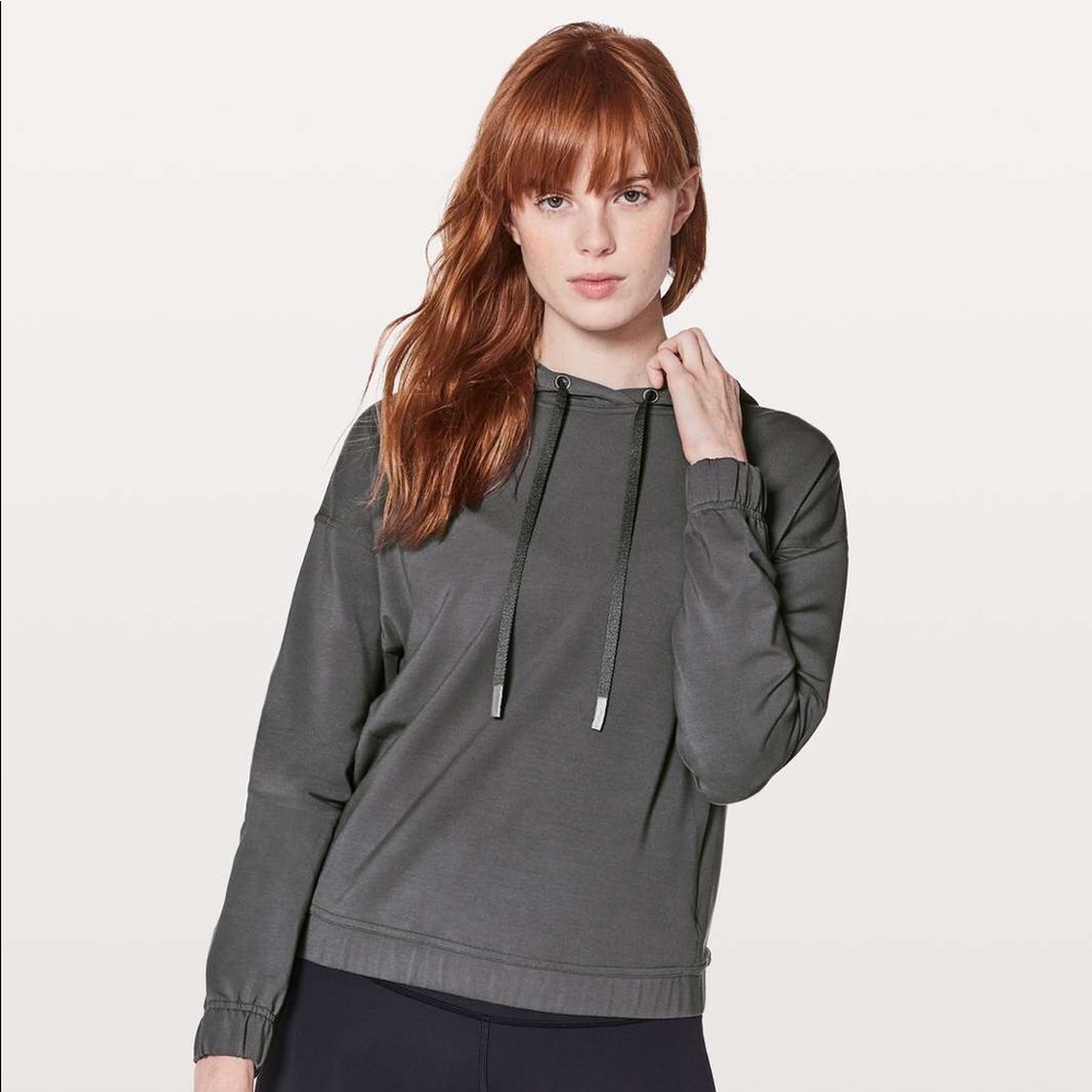 Lululemon sweatshirt